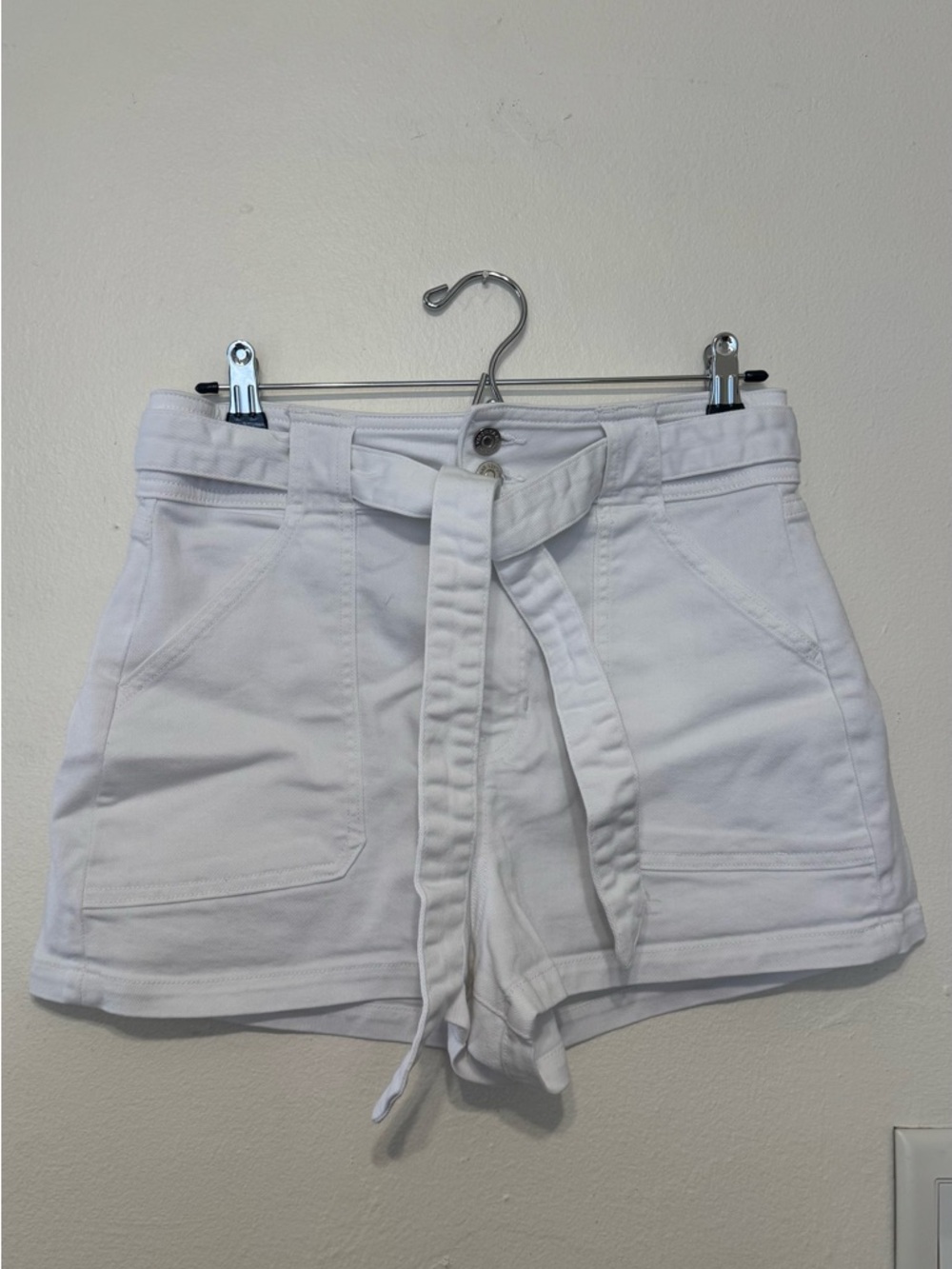 Veronika Beard Lovisa High-Rise White Tie-Waist Women's Shorts